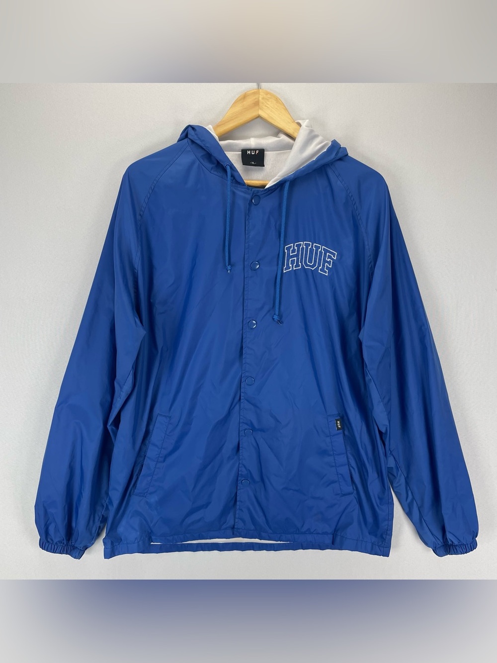 HUF Windbreaker Jacket Men’s XL Blue Embroidered Front/Back Logo Lined Softshell